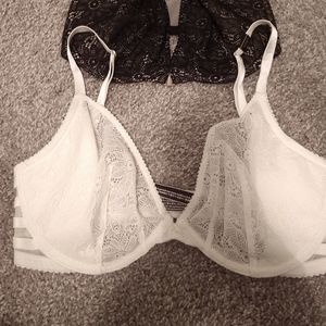 2 Victoria's Secret Bras 32DDD